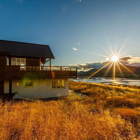 Vathlahof Guest House อาคูเรย์รี ภายนอก รูปภาพ