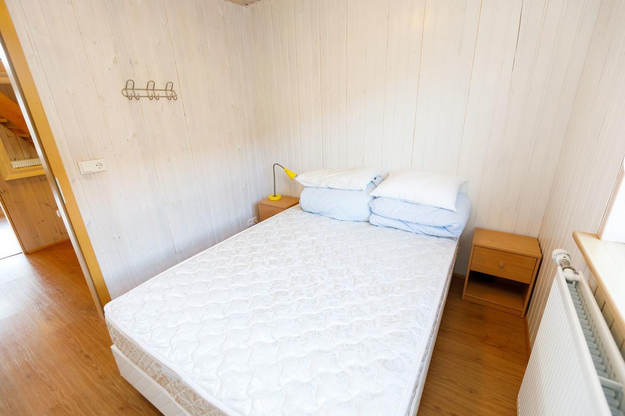 Vathlahof Guest House อาคูเรย์รี ภายนอก รูปภาพ